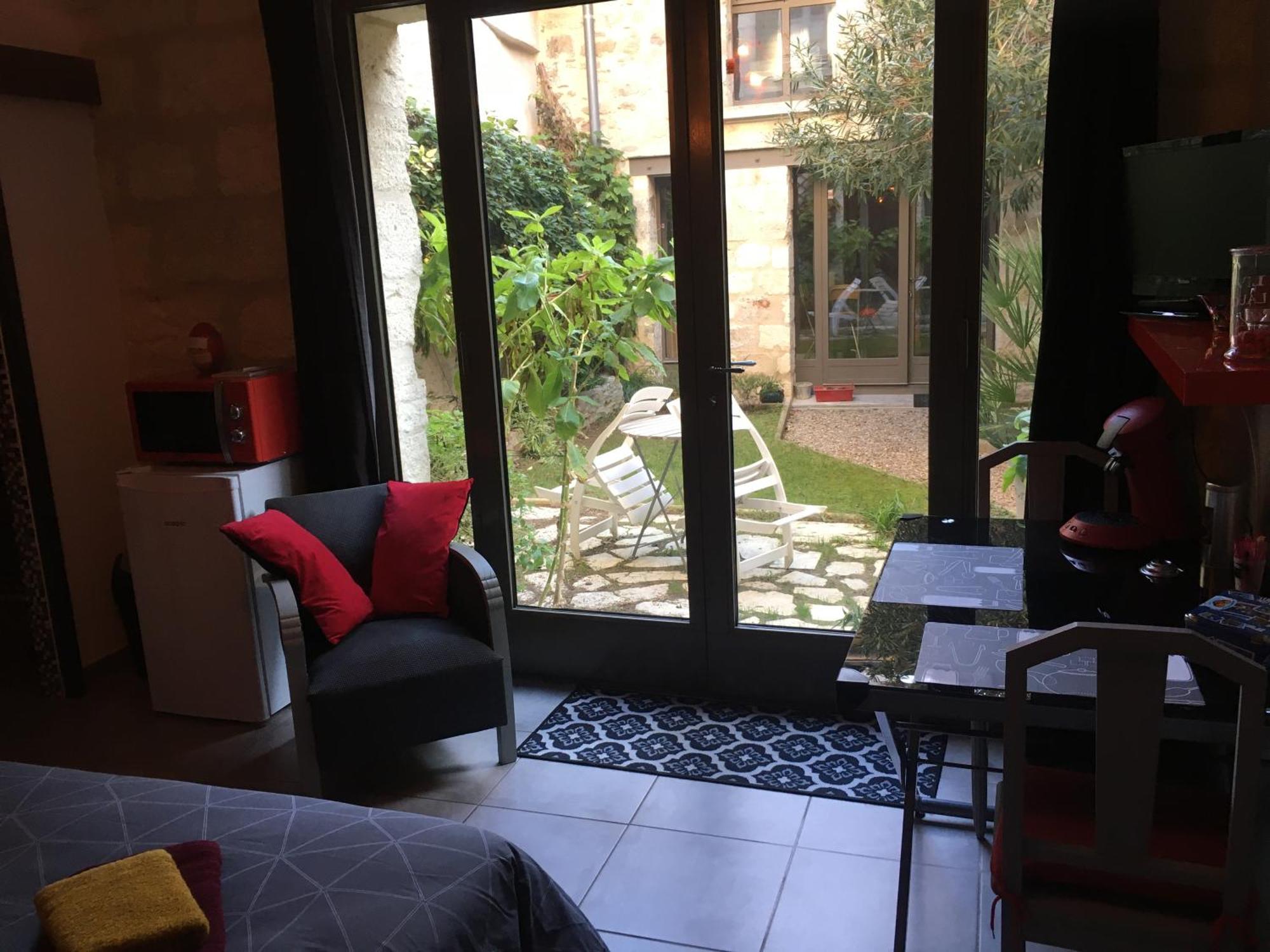 Chambre Sur Jardin Secret - Avignon Centre - Climatisee Zewnętrze zdjęcie