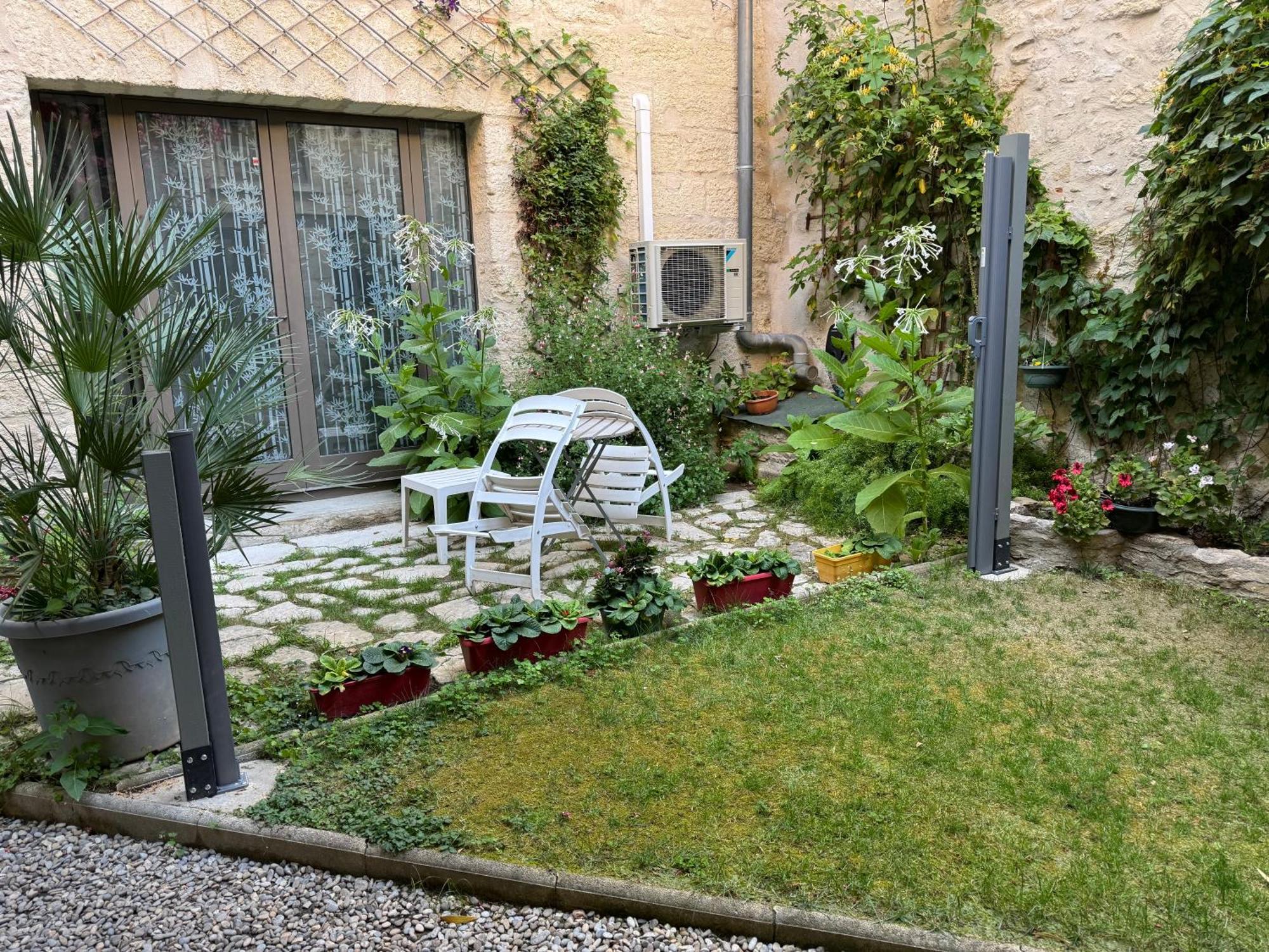 Chambre Sur Jardin Secret - Avignon Centre - Climatisee Zewnętrze zdjęcie
